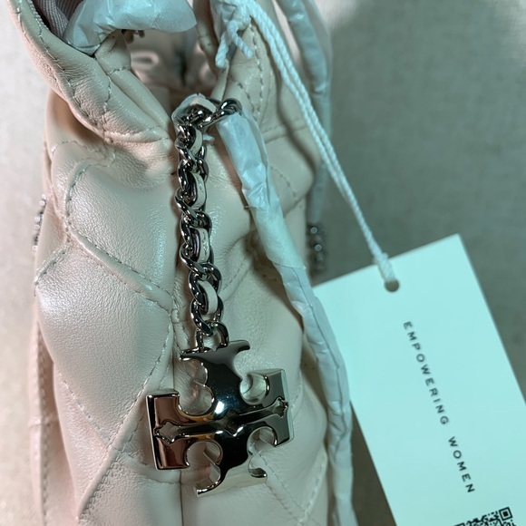 NEW Tory Burch Soft Fleming Pink Quilted Mini Hobo Crossbody Bag/Mini Handbag - Picture 13 of 16